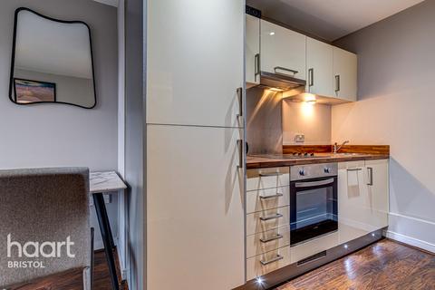 Flat 309, Horizon Broad Weir, Bristol, BS1 3DJ