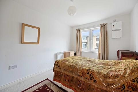6 Bennett Close, Hounslow, TW4 5AE