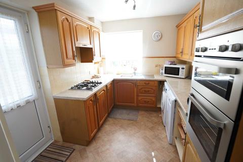 3 bedroom semi-detached house for sale - Nevill Road, Lewes
