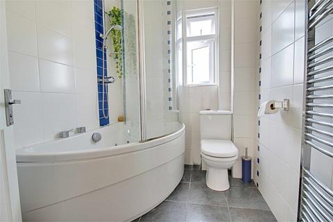 2 Brook End, Sawbridgeworth, CM21 0ET