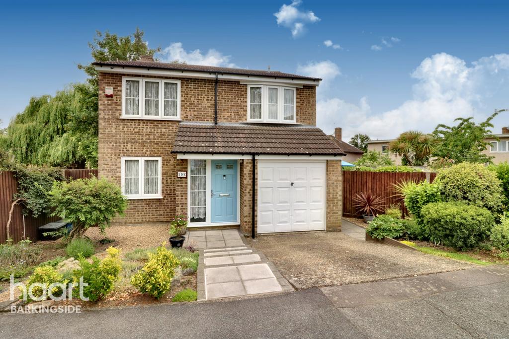 Hannards Way, Hainault 4 bed detached house £600,000