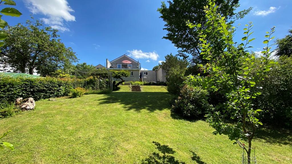 Briar Rigg, KESWICK, CA12 3 bed detached house £649,000