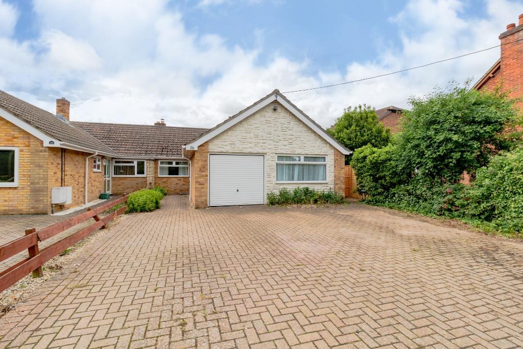 Silchester Road, Pamber Heath, RG26 3 bed semidetached bungalow for