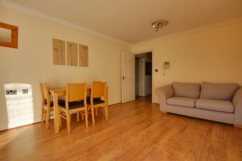 2 bedroom flat for sale, Bassett, Southampton