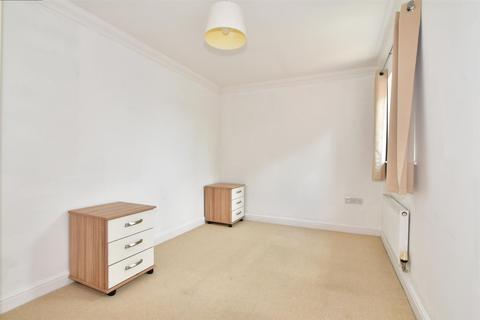 4 Archer Road, Folkestone, CT19 5RZ