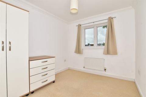 4 Archer Road, Folkestone, CT19 5RZ