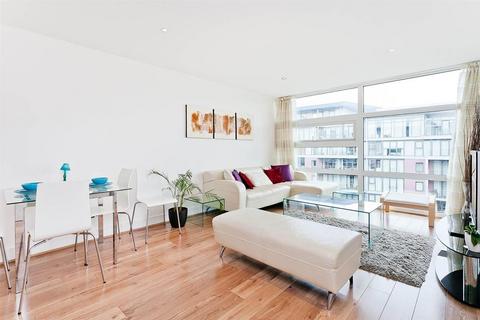 1 bedroom apartment to rent, Warwick Building, Chelsea Bridge Wharf, London, SW11