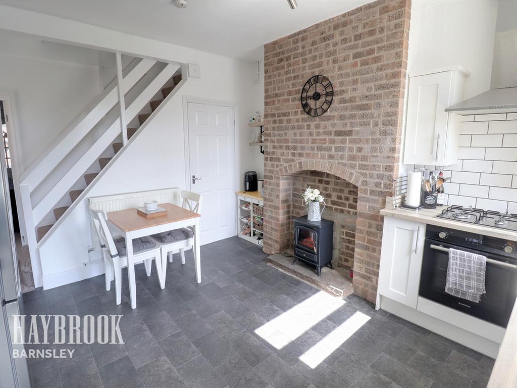 Sackup Lane, Darton 2 bed semidetached house £160,000
