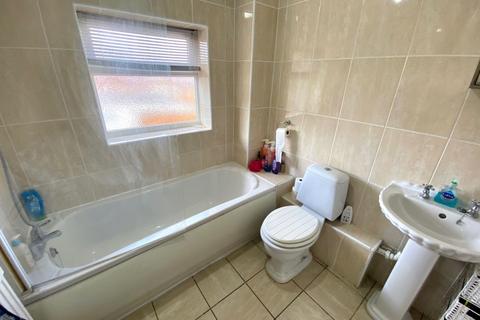 34 Bowthorpe Close, Northampton, NN3 3EJ