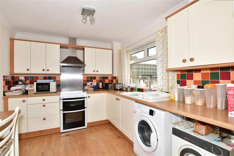 2 Capel Street, Capel Le Ferne, Folkestone, CT18 7JP