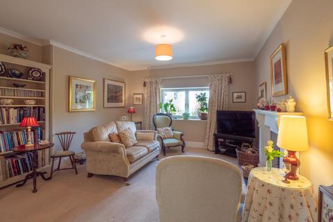 Backcroft Cottage Back Croft, Dunblane, FK15 0BL