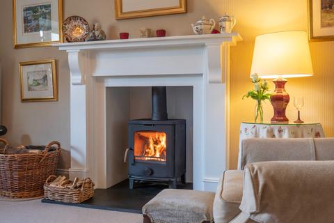 Backcroft Cottage Back Croft, Dunblane, FK15 0BL