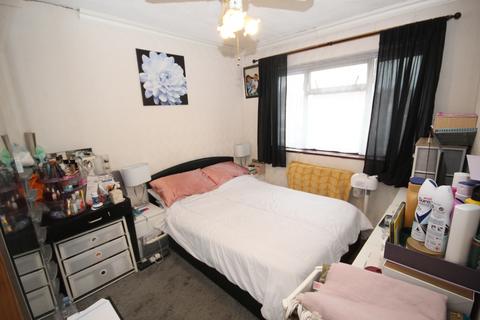 37 Longley Avenue, Wembley, HA0 1NG