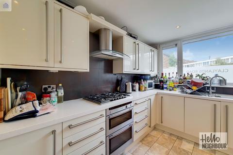 3 bedroom terraced house to rent, Claylands Road, London, SW8