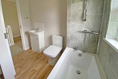 10 Hawthorn Way, Alphington, Exeter, EX2 8YT
