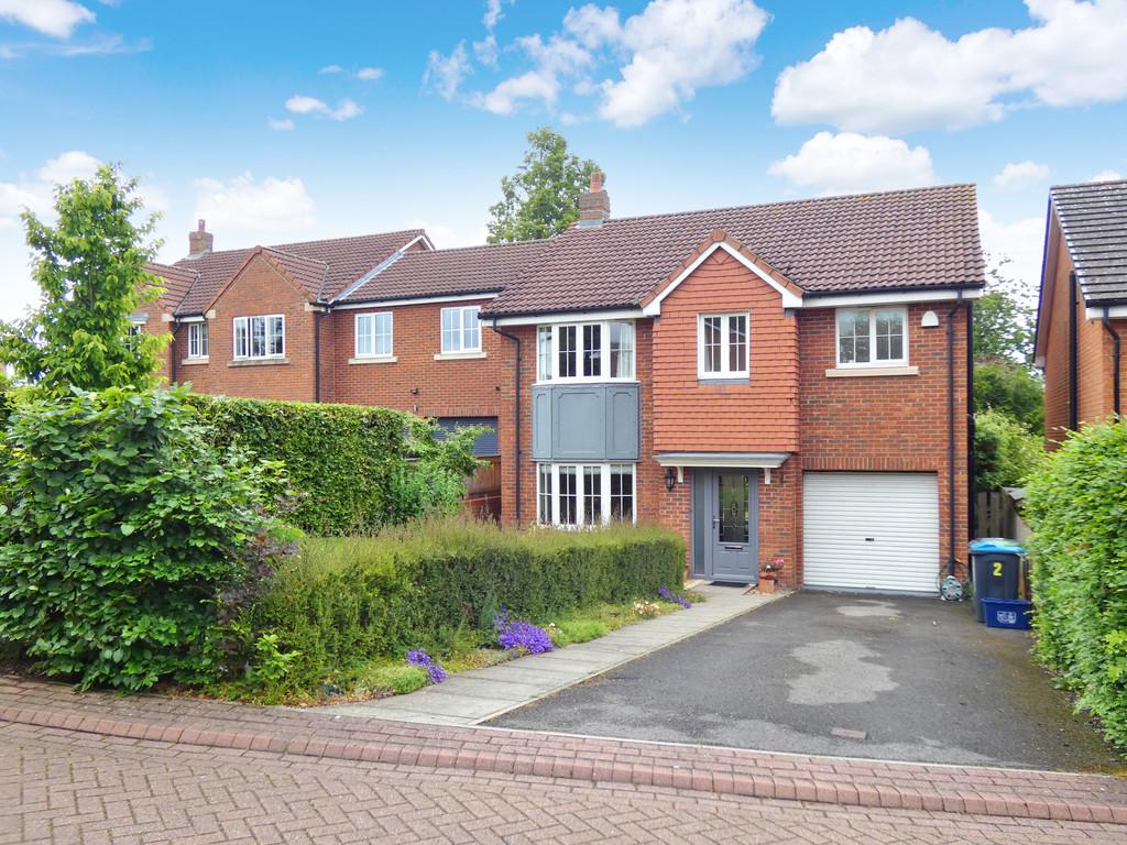 Chestnut Close, Aiskew, Bedale 4 bed detached house £350,000