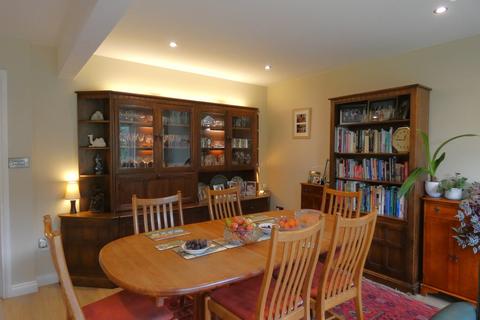 2 Chestnut Close, Aiskew, Bedale, DL8 1XN