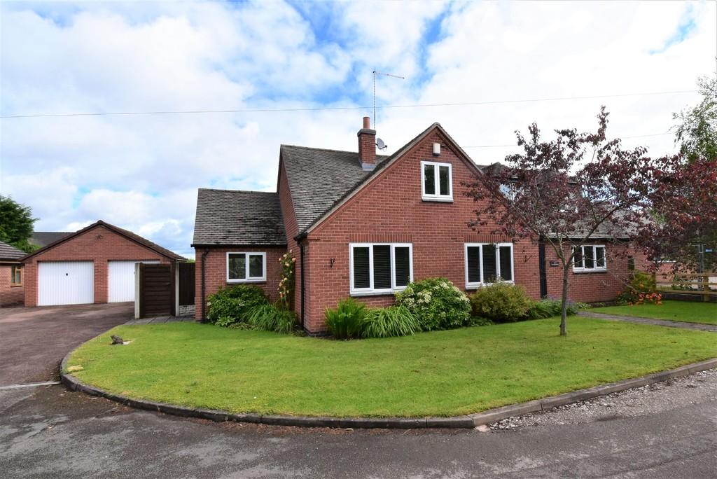 Tutbury, BurtononTrent 4 bed detached house for sale £450,000