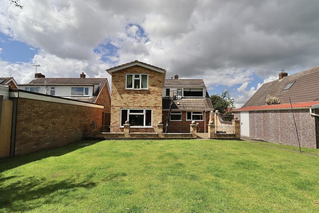 Redwood Drive, Waddington, Lincoln 3 bed detached house £275,000