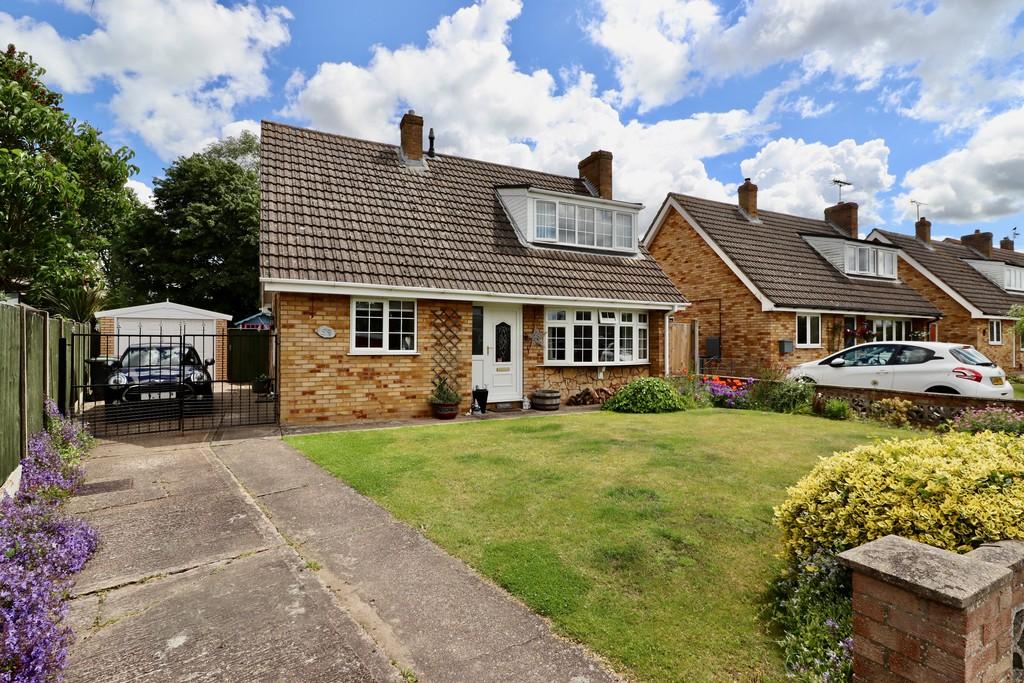 Redwood Drive, Waddington, Lincoln 3 bed detached house £275,000