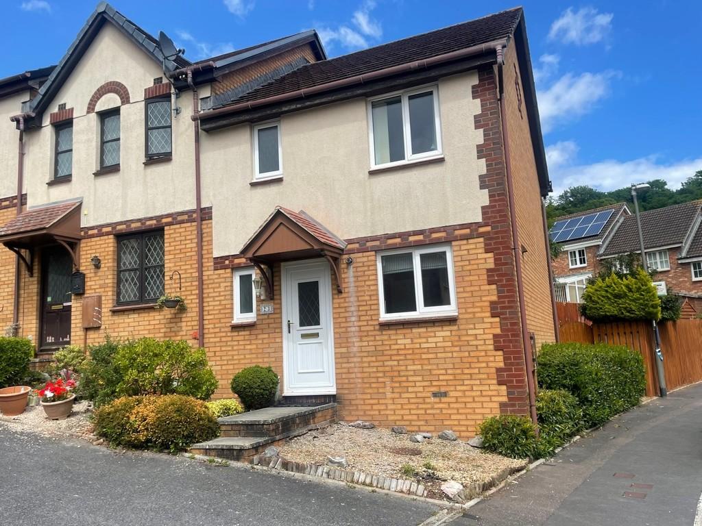 The Willows, Torquay 3 bed end of terrace house £259,950