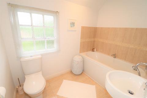 21 Frythe Close, Kenilworth, CV8 2SY