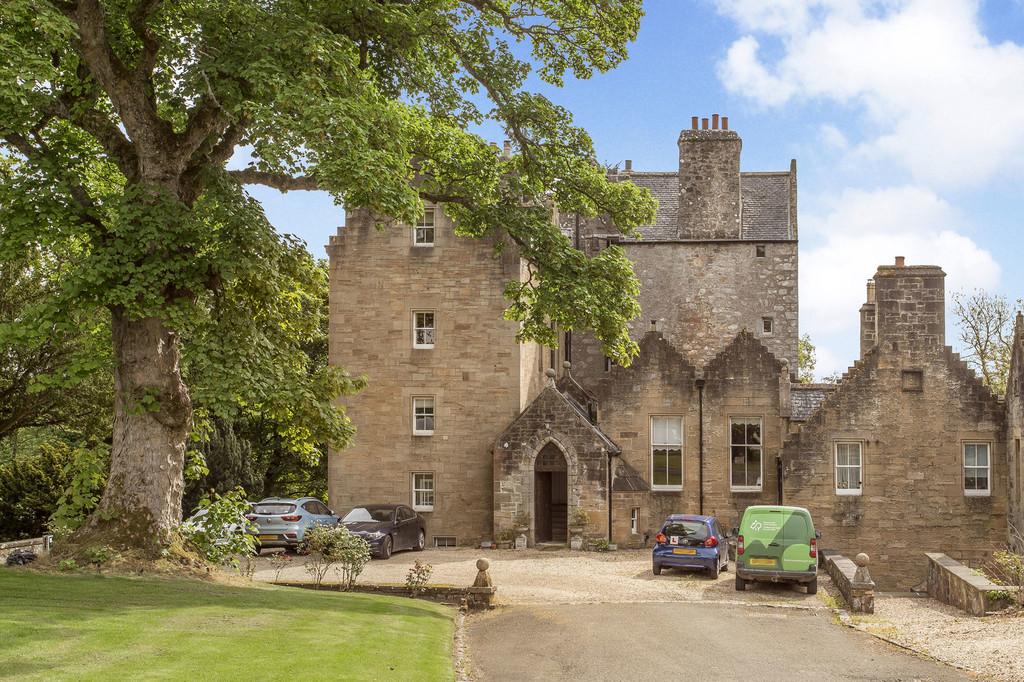 Bridge Castle House, Bathgate 3 bed apartment for sale £370,000