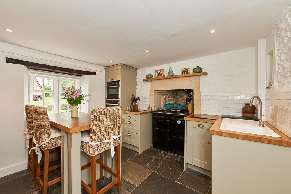 Green Lane, Hinton Charterhouse... 3 bed detached house £750,000