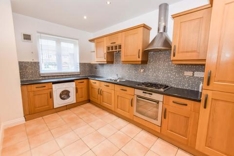 3 bedroom house to rent, Great Oak Drive, Altrincham, Cheshire, WA15