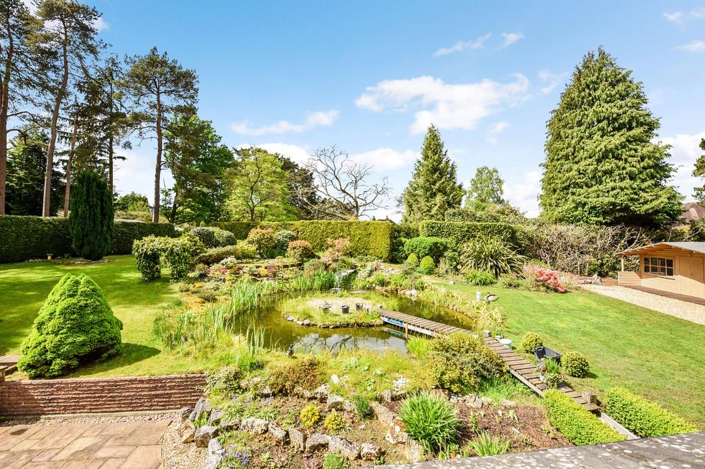 Wheatsheaf Enclosure, Liphook, West Sussex 7 bed detached house for sale £2,400,000