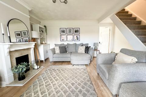 95 Chadwick Avenue, Rednal, Birmingham, B45 8ED