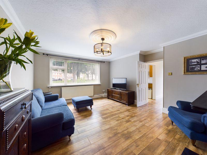 Fairwood Road Llandaff Cardiff CF5 3QL 2 bed ground floor flat for sale