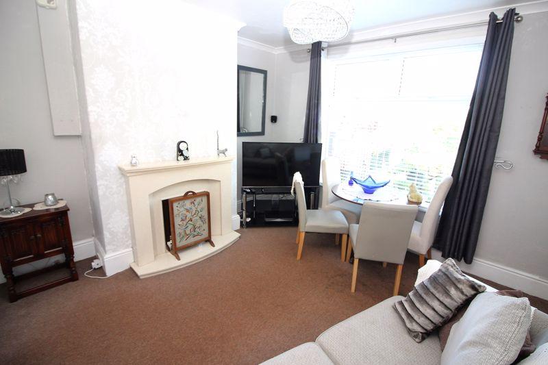 Willowfield Road, Halifax 3 bed property for sale £189,995