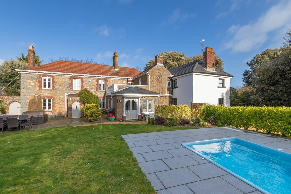 Le Foulon, St. Andrew's, Guernsey 4 bed detached house £2,700,000