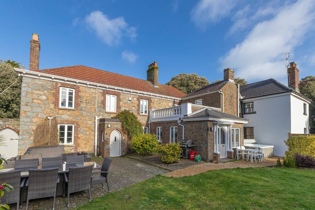 Le Foulon, St. Andrew's, Guernsey 4 bed detached house £2,700,000