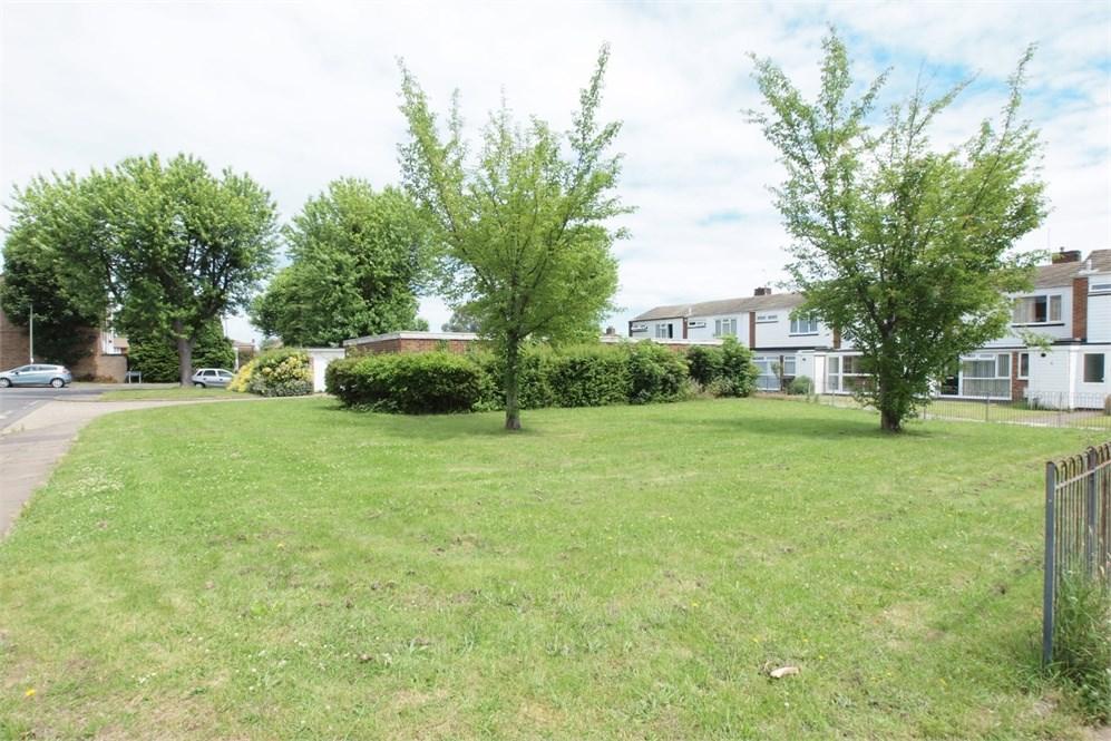 Mapleton Close, Bromley, BR2 2 bed £360,000