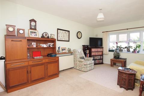 1 bedroom retirement property for sale, Glebe Way, West Wickham, BR4