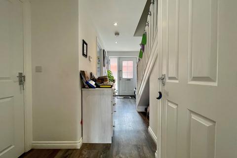 18 Kite Road, Corby, NN17 5FL