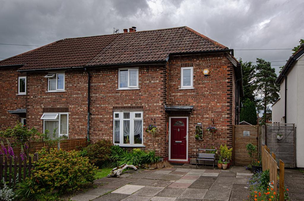 Danefield Road, Northwich, CW9 3 bed semidetached house £180,000