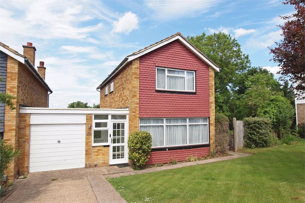 White Oak Drive, Beckenham, BR3 3 bed link detached house £725,000