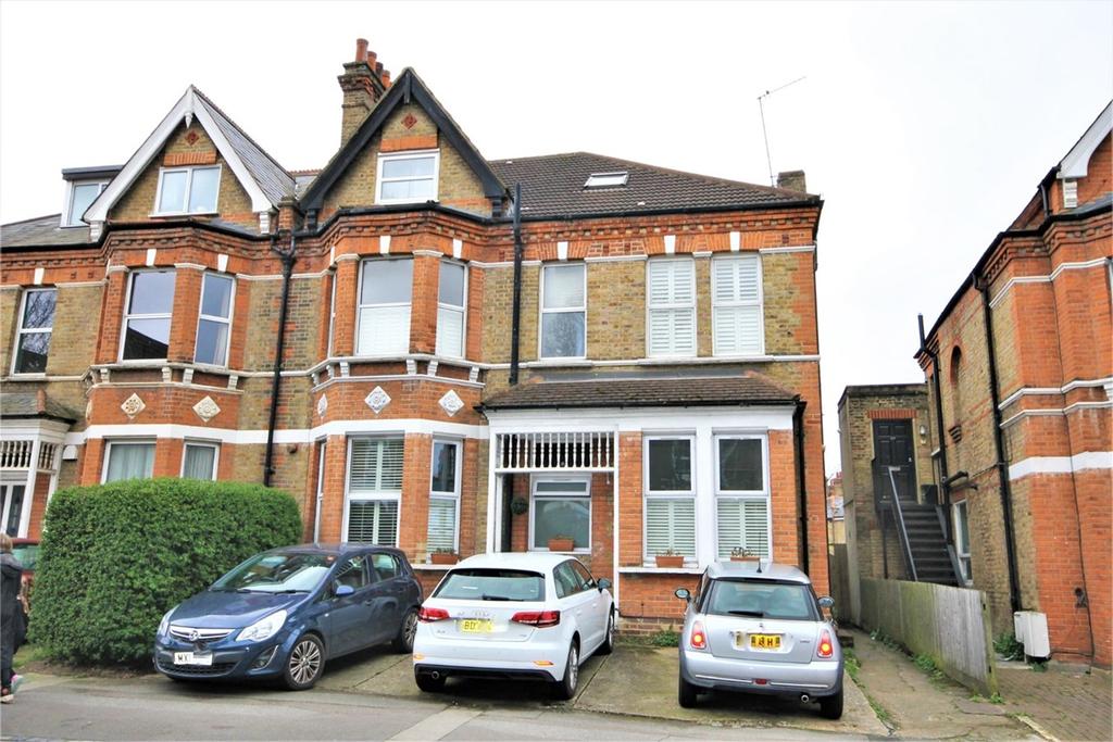 8 Manor Road, Beckenham, BR3 2 bed flat £365,000