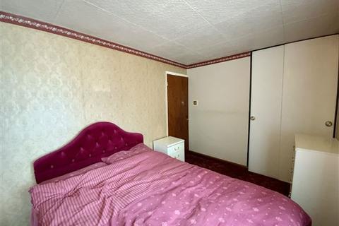 21 Greengate Road, Sheffield, S13 7QA