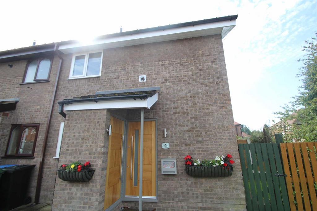 Threshfield Drive, Timperley, Altrincham 1 bed semidetached house £