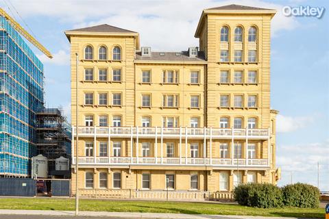 2 bedroom apartment for sale - Kings House, Grand Avenue, Hove