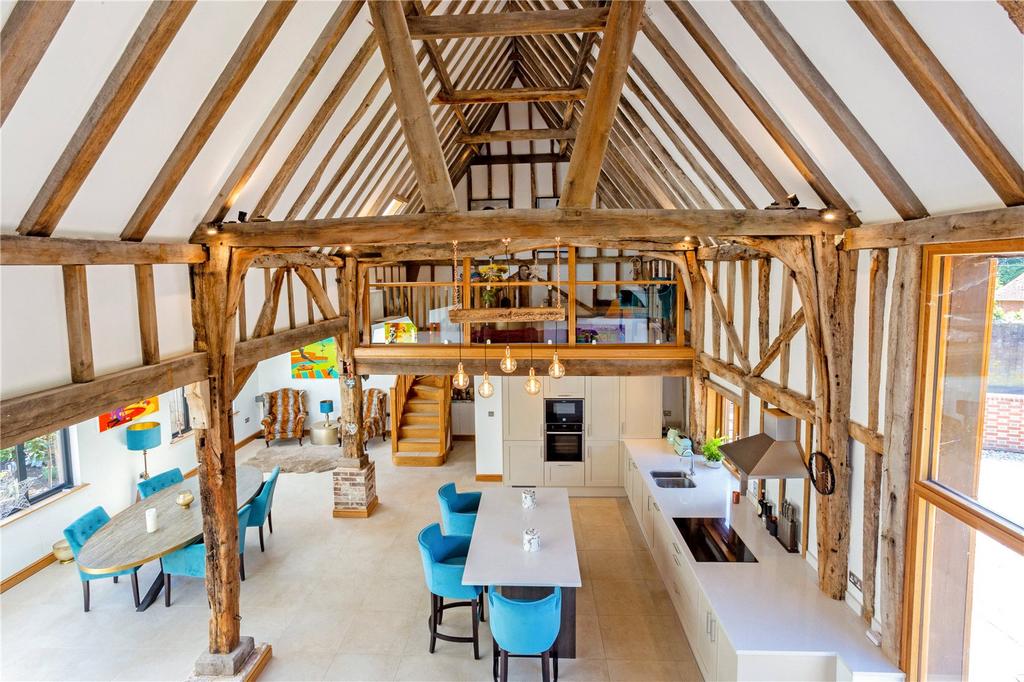 Kitchen/Dining