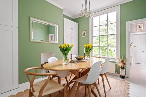 Flat 1, 2 Walford Road, London, N16 8ED