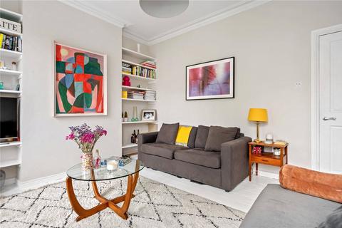 Flat 1, 2 Walford Road, London, N16 8ED