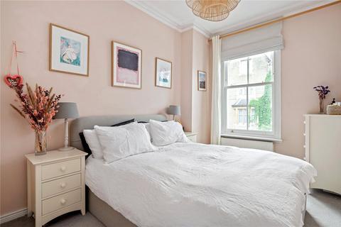Flat 1, 2 Walford Road, London, N16 8ED