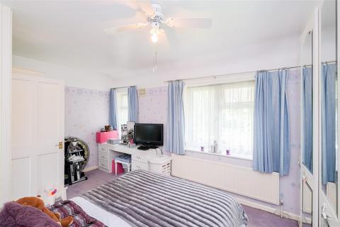 60 Manor Farm Drive, London, E4 6HJ