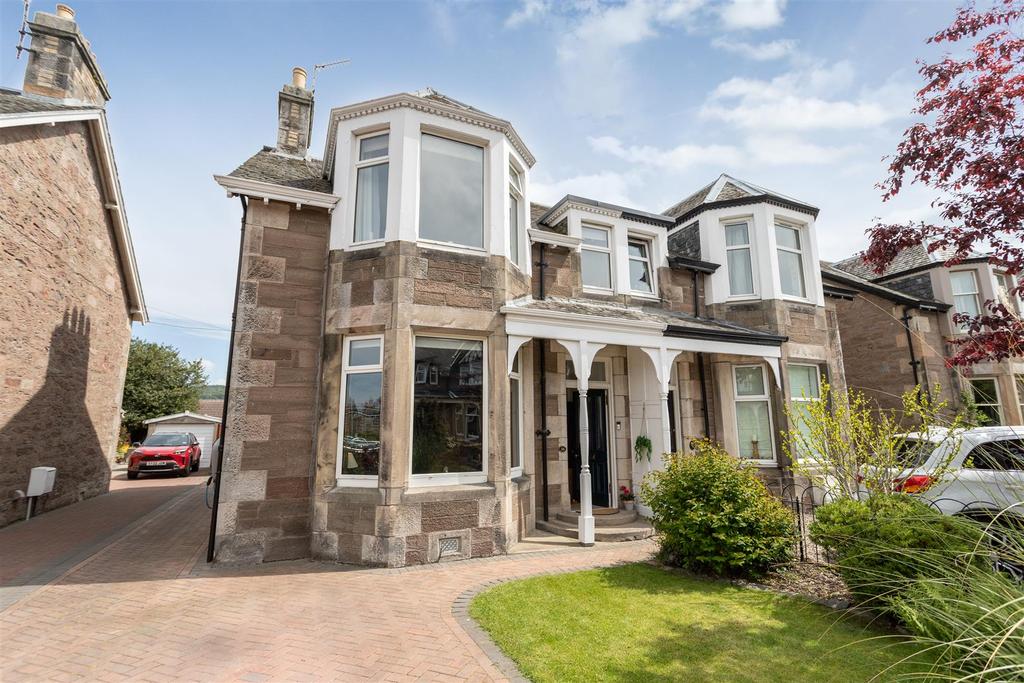 Craigie Road, Perth 4 bed house £368,000